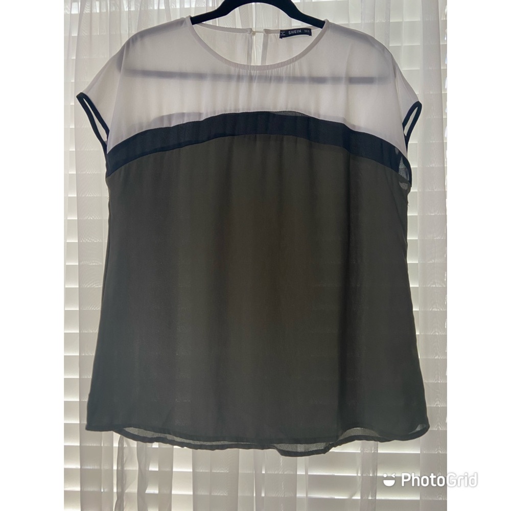 Shien short sleeve blouse